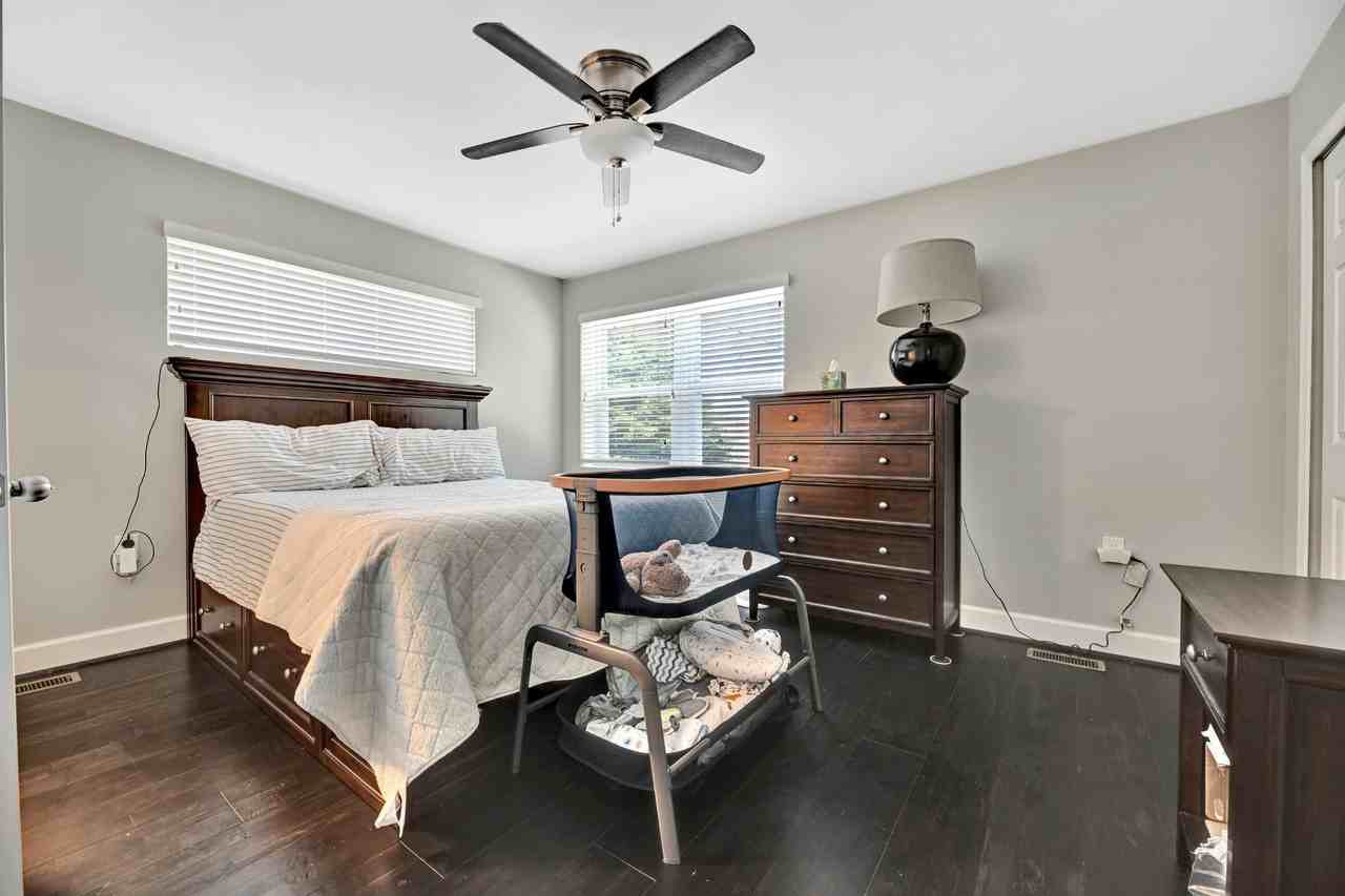 1115 Hamilton St Ne - Photo 5 of 21