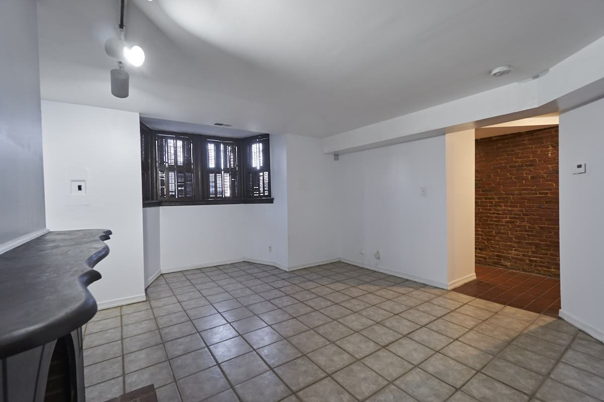 936 P St Nw - Photo 6 of 21