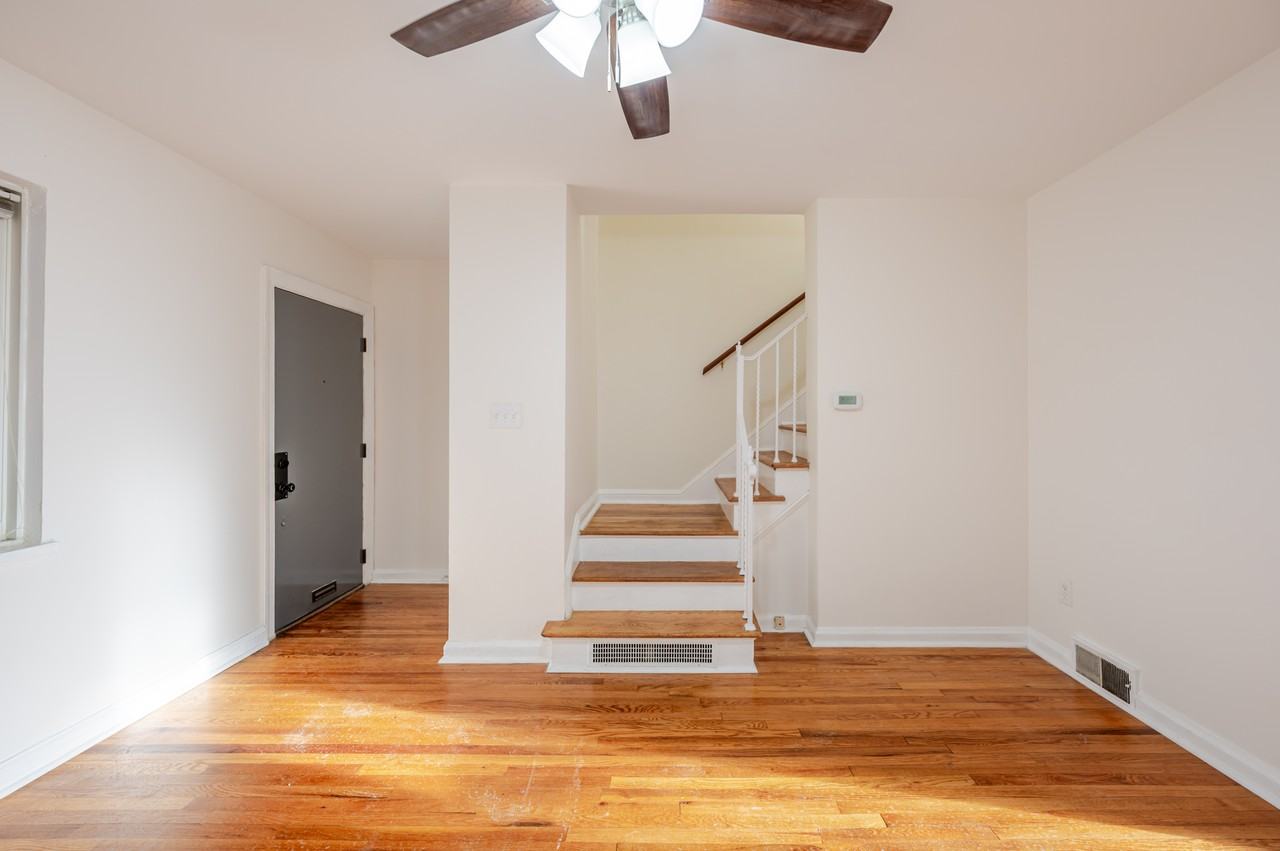 133 33rd St Ne - Photo 4 of 33