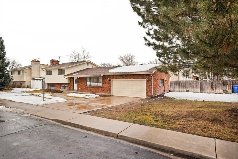 262 Wn - Photo 2 of 20
