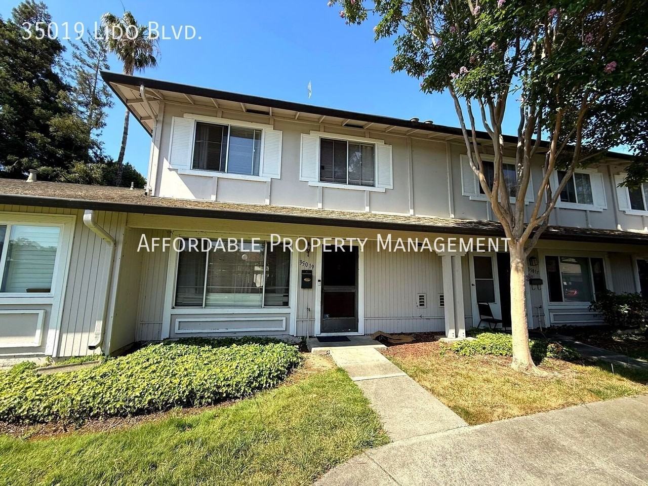 35019 Lido Blvd - Photo 2 of 13