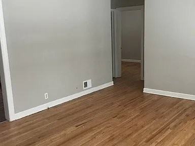 6319 Pine St - Photo 2 of 9