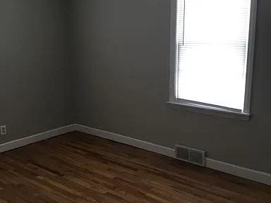 6319 Pine St - Photo 7 of 9