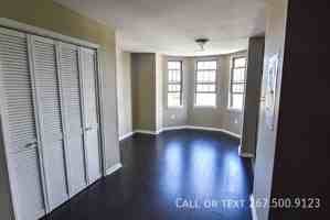 featured image of 4702 Chestnut St #F