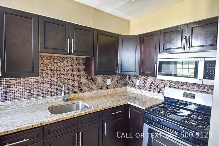 4702 Chestnut St #F - Photo 7 of 19