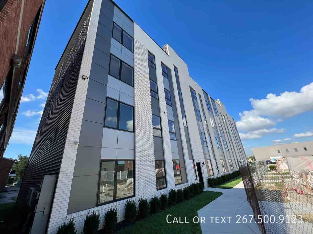 1843 Hartranft St #10 - Photo 3 of 31