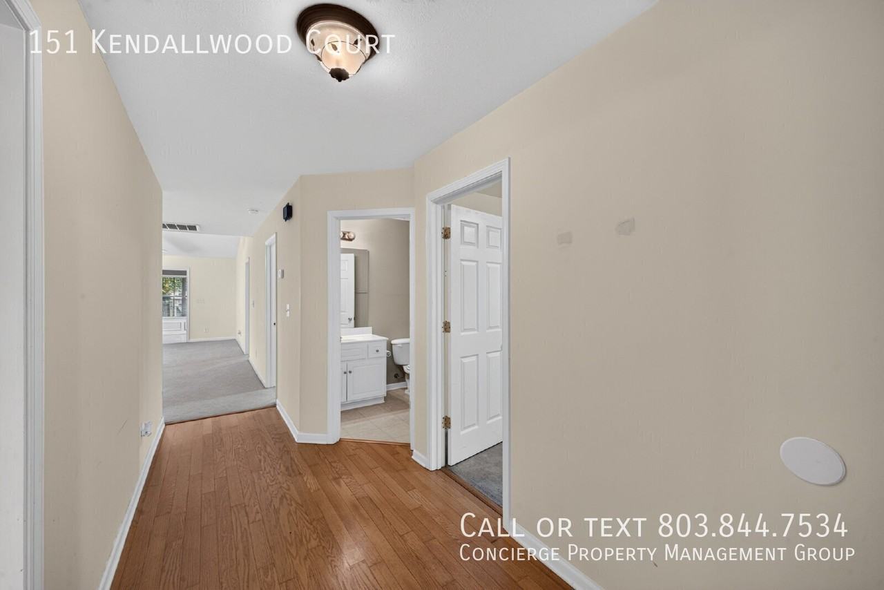 151 Kendallwood Ct - Photo 3 of 24