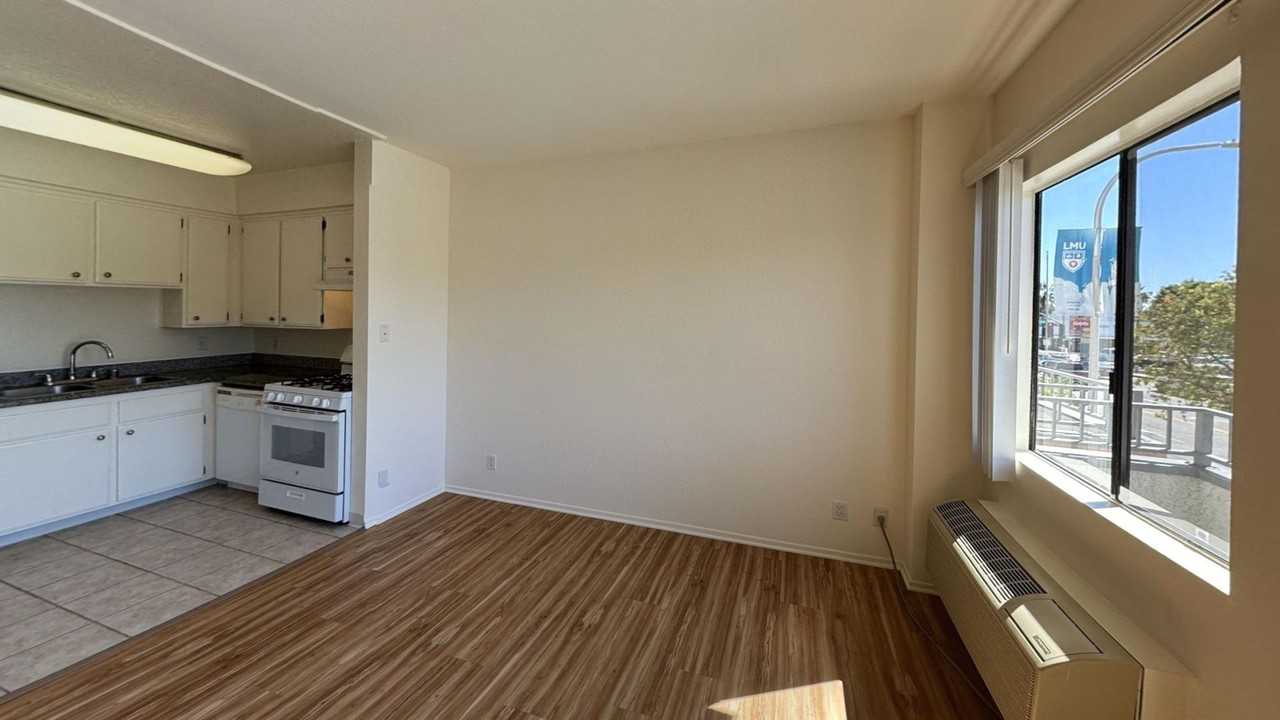 3848 Overland Ave #105 - Photo 4 of 9