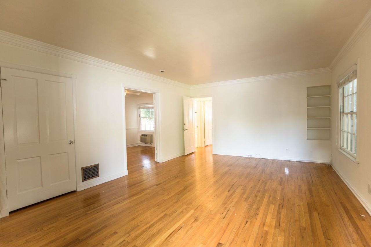 1297 Devon Ave - Photo 2 of 18