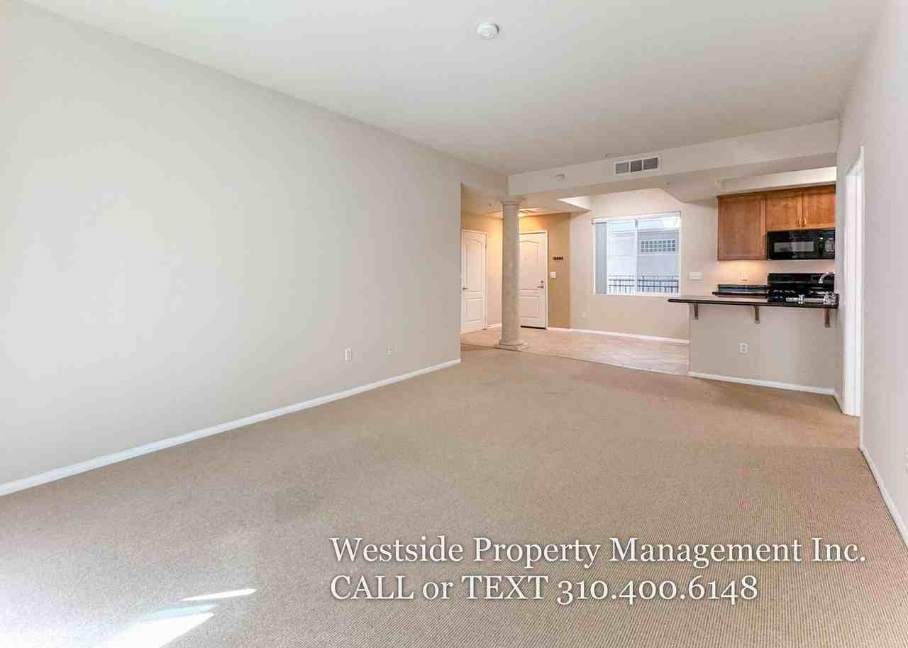 4060 Glencoe Ave #207 - Photo 3 of 22