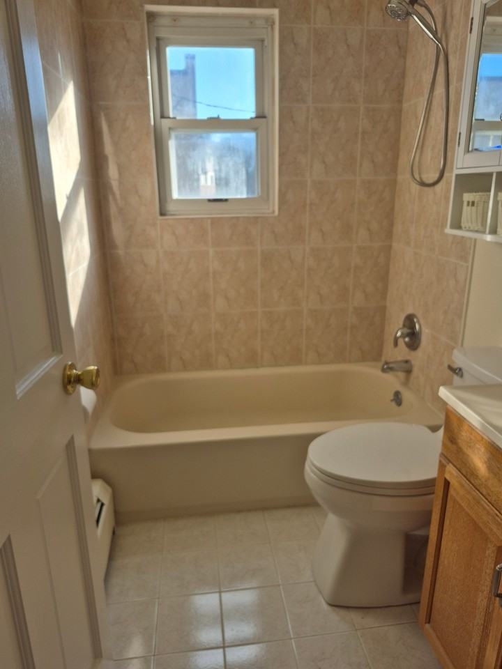 134 Commercial Ave #4 - Photo 6 of 9