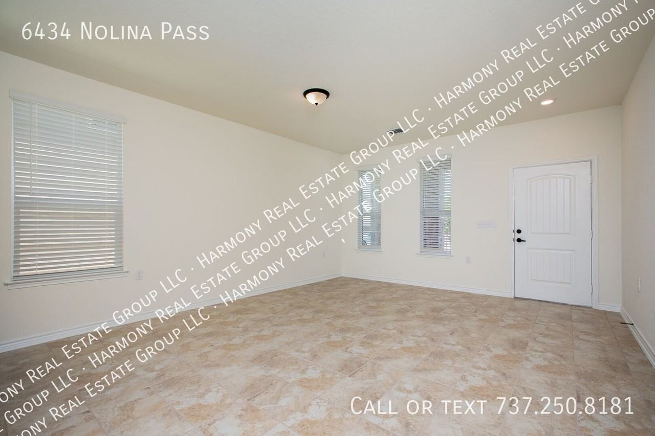 6434 Nolina Pass - Photo 4 of 26