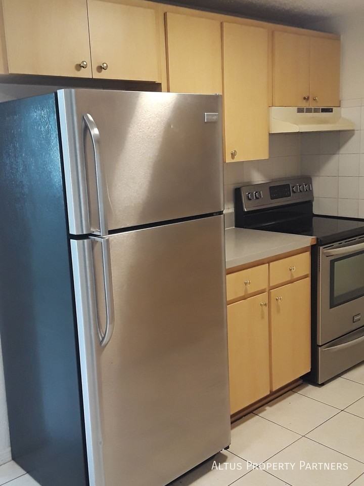 4215 E Okara Rd Apt A - Photo 7 of 7