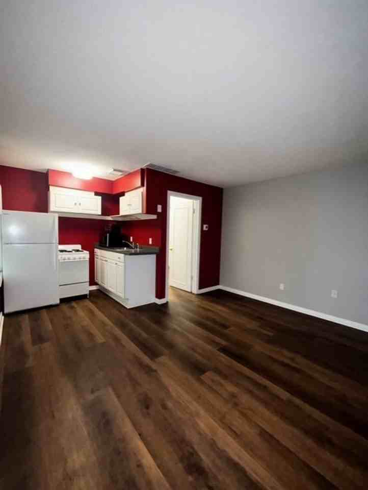 226 Georgetown Dr #F - Photo 3 of 11