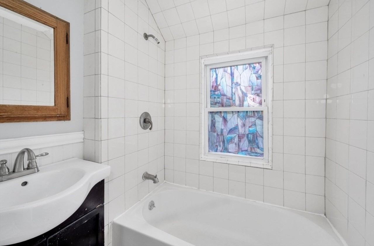 76 Whiton Ave - Photo 6 of 7