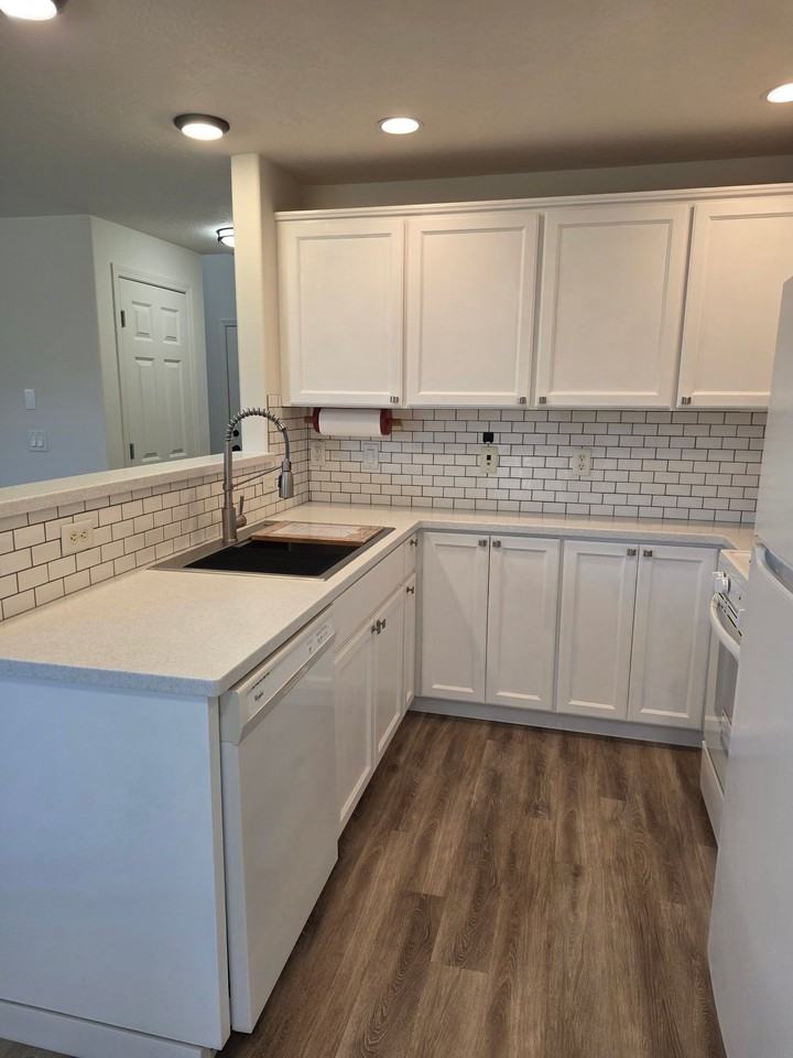 5779 Valleywood Loop Se - Photo 4 of 20