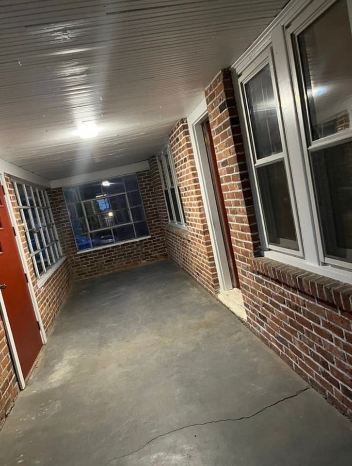 14 Ridgefield St #14 - Photo 5 of 11