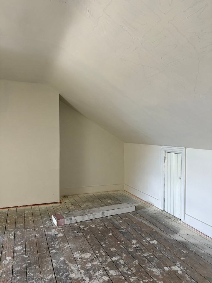 645 Plane St - Photo 6 of 7