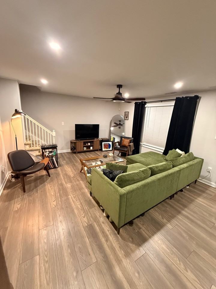 1823 Addison Rd S - Photo 6 of 11