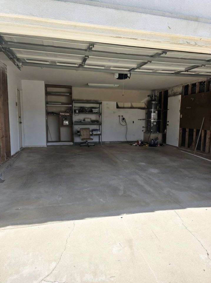 812 Elm St - Photo 3 of 20