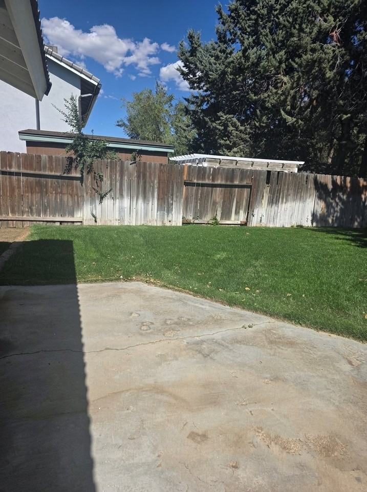 812 Elm St - Photo 6 of 20