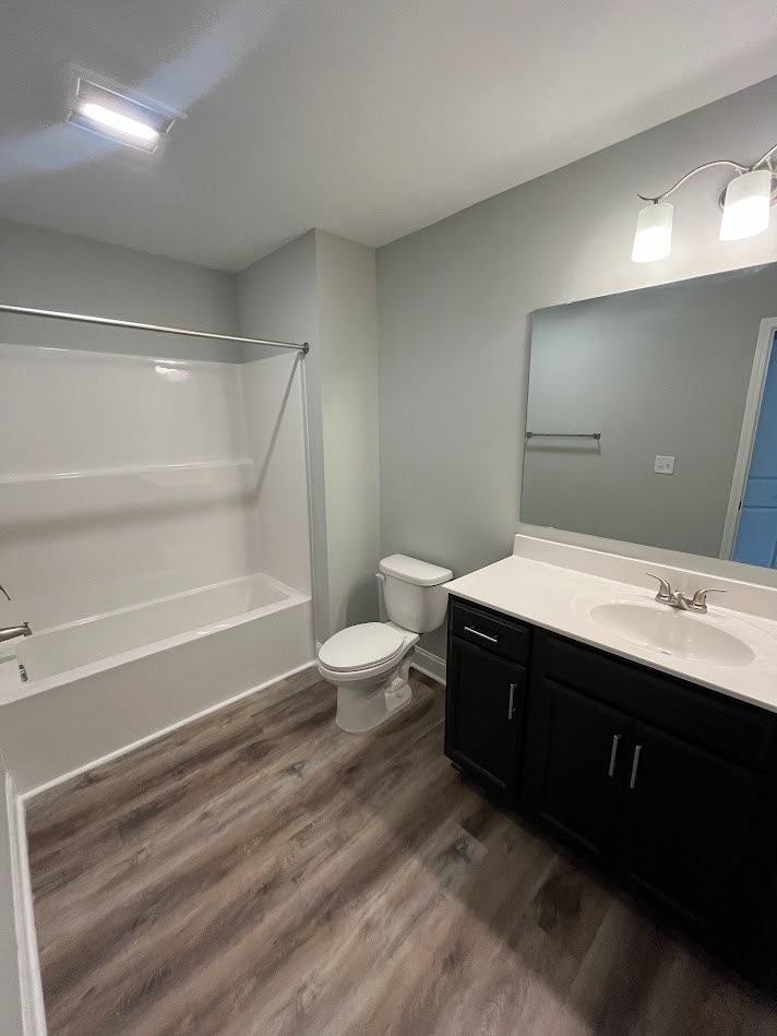 1501 Canal Ter - Photo 3 of 7
