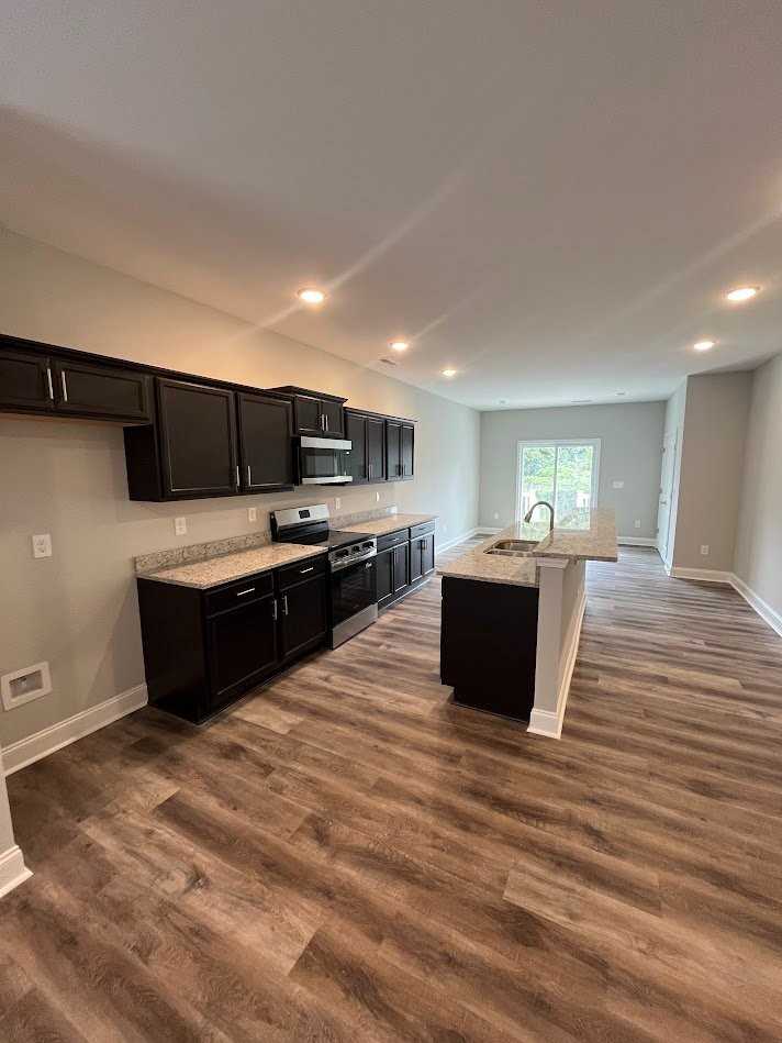 1501 Canal Ter - Photo 7 of 7
