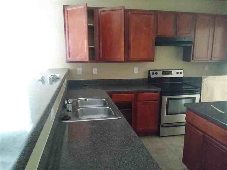 4324 Savannah Ln - Photo 2 of 6
