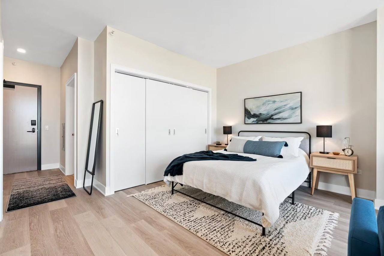 1141 West Tilden - Photo 3 of 16