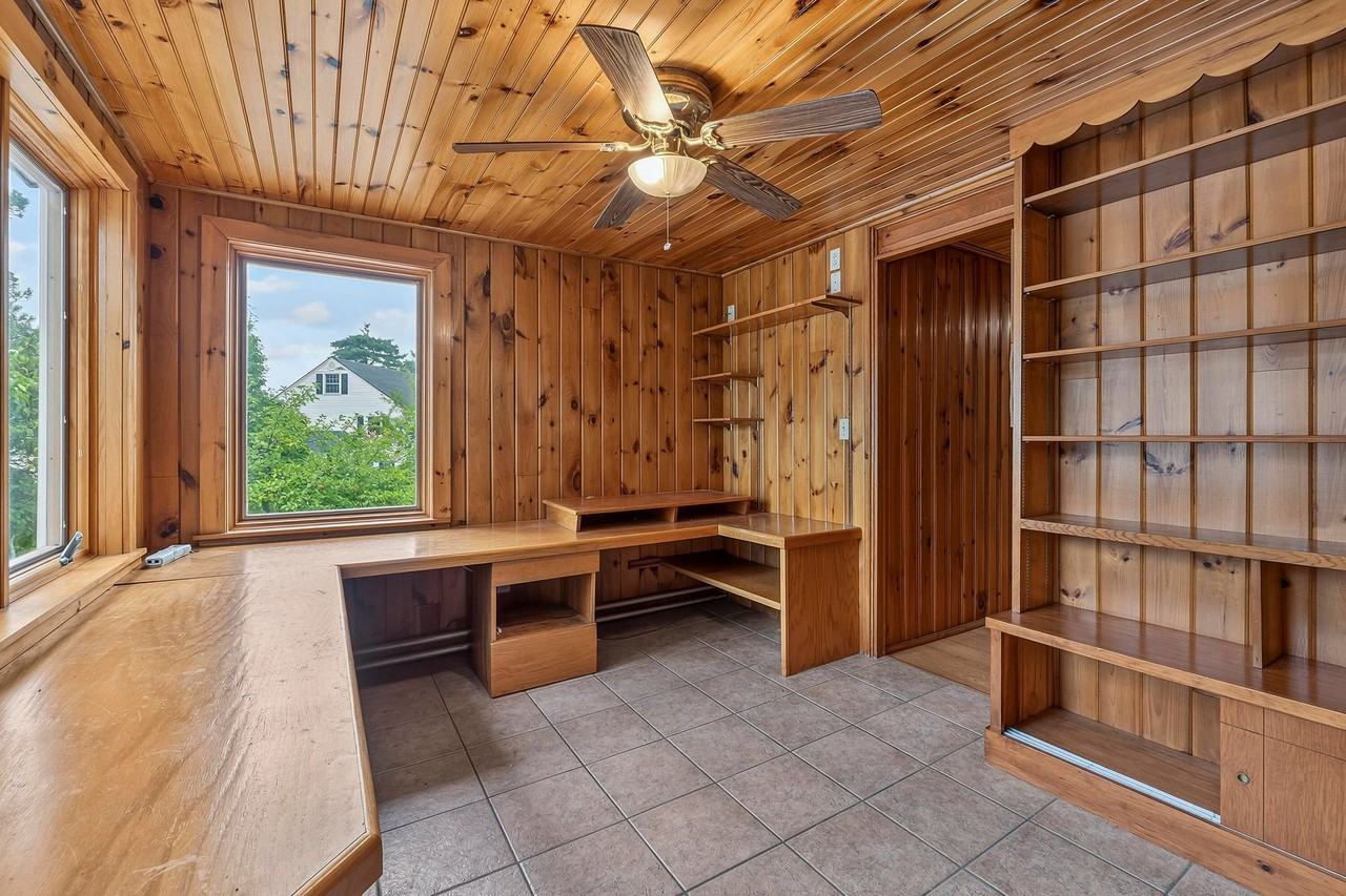 16 Beacon Ave - Photo 2 of 20