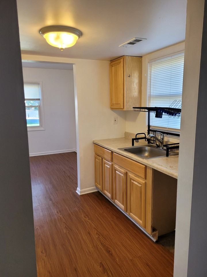 305 Music Ln - Photo 3 of 19