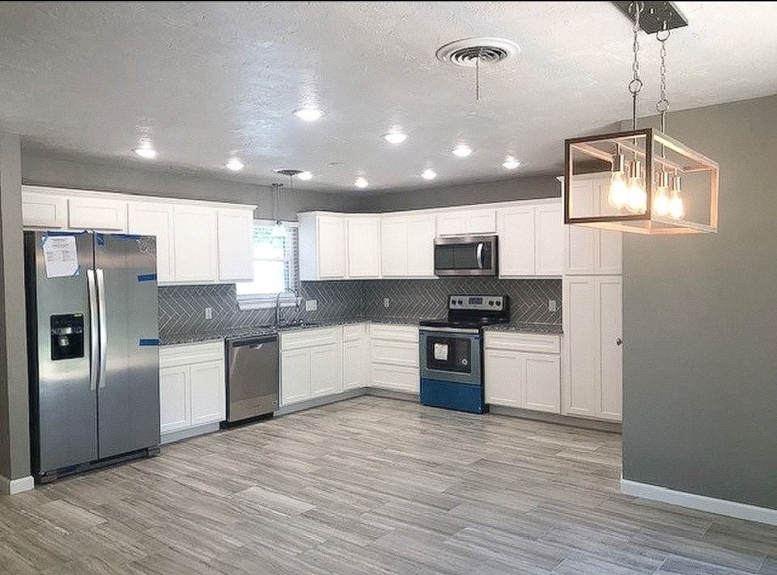 1834 Pawnee St - Photo 6 of 15
