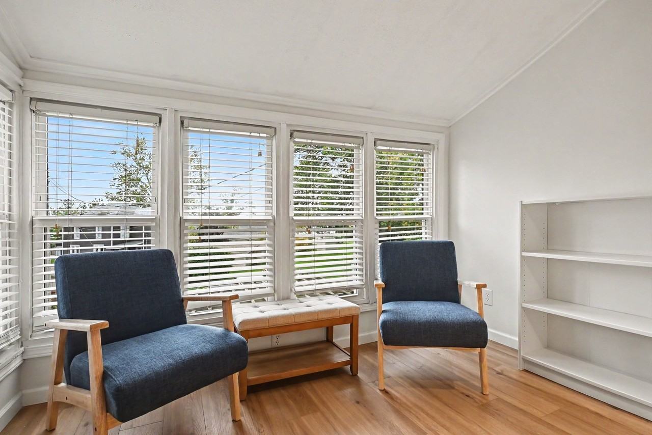 1604 Chestnut Ave - Photo 2 of 20