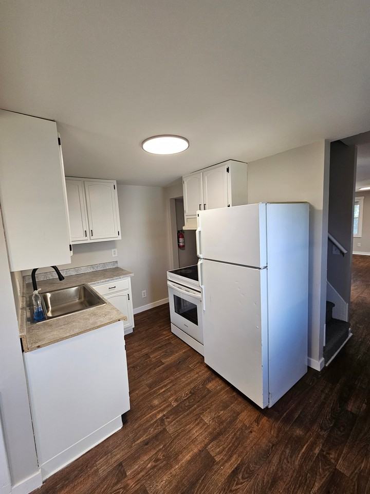 78 S Broadway - Photo 3 of 14