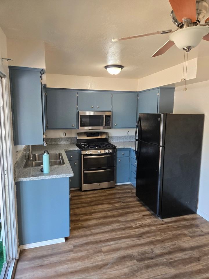 363 Alder St - Photo 3 of 16