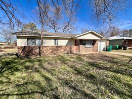 featured image of 1405 N Margaret Place