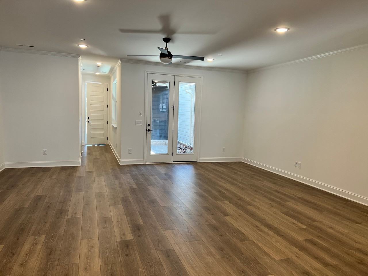2702 Bramblewood Ln - Photo 5 of 18