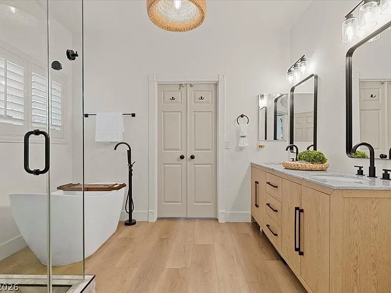 10939 Saint Rafael St - Photo 4 of 20