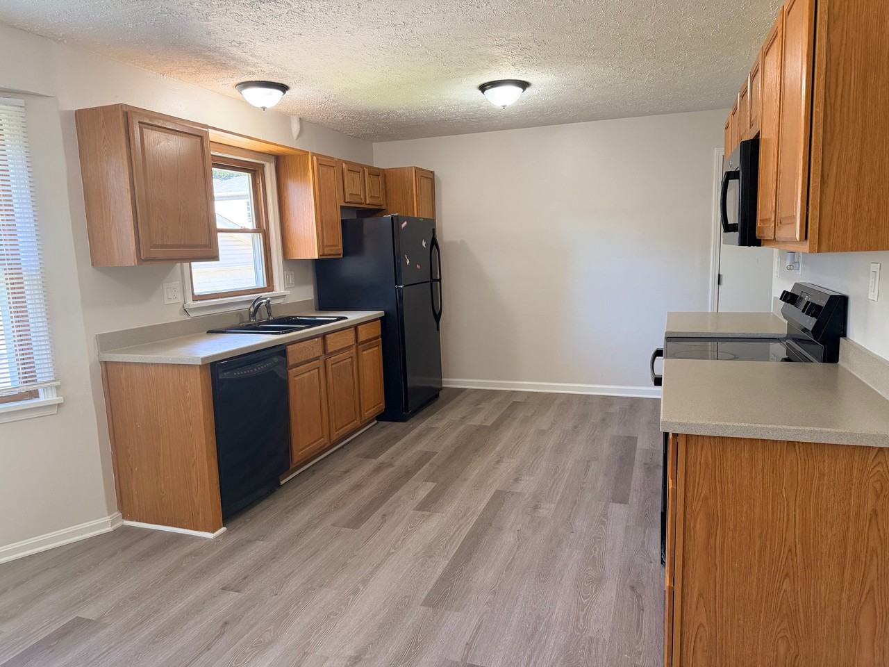 3716 Longview Rd - Photo 7 of 21
