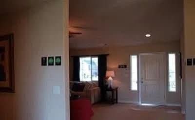 3068 Foster Ct - Photo 3 of 3