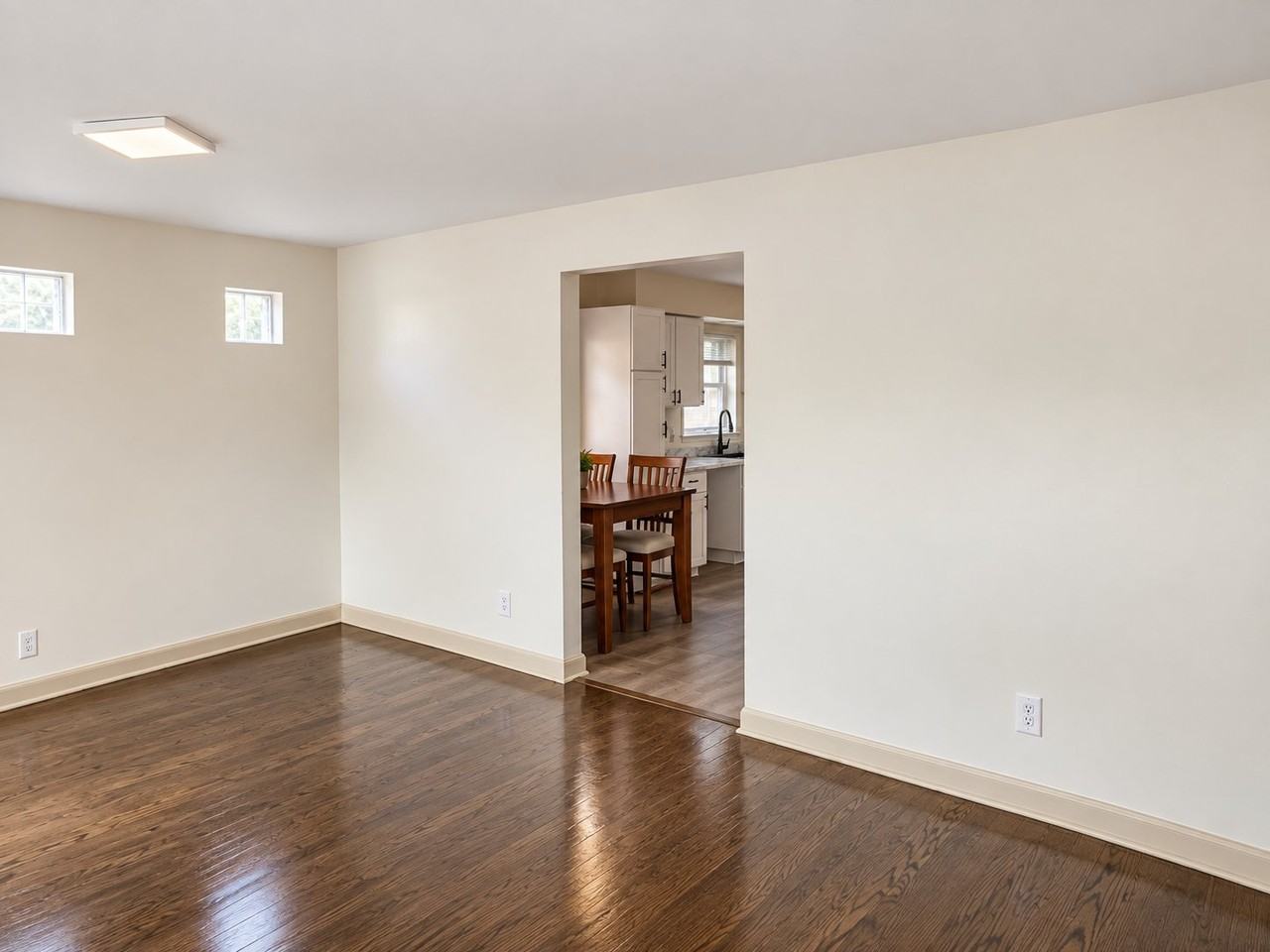 9041 S Wallace St - Photo 2 of 12