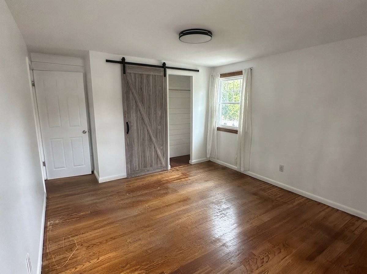 90 Greaney St - Photo 5 of 12