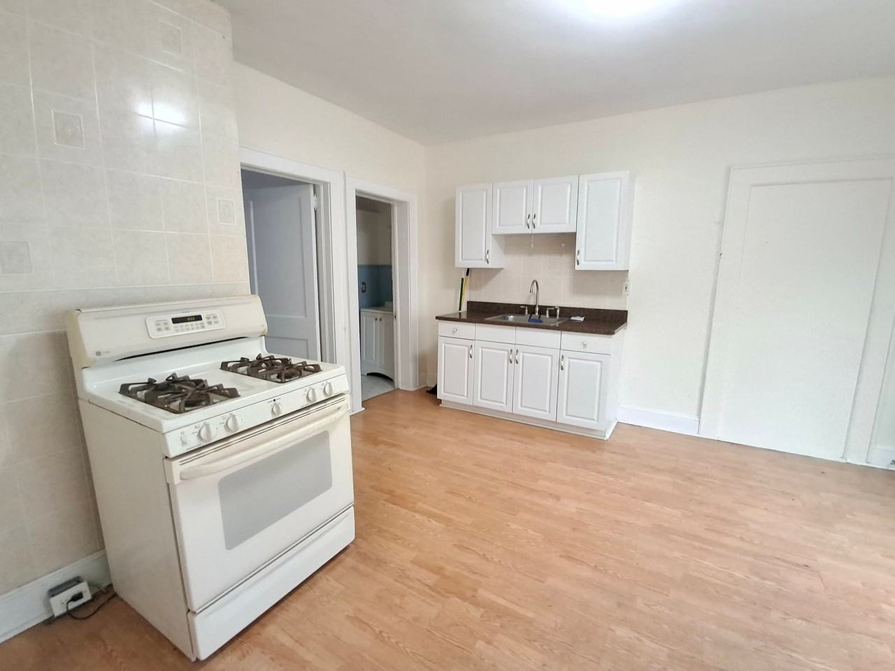 31 Obert St #1 - Photo 2 of 9