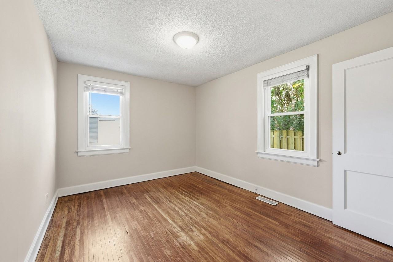 1377 Northwest Blvd #A - Photo 5 of 14