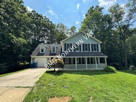 featured image of 7800 Roundabout Way