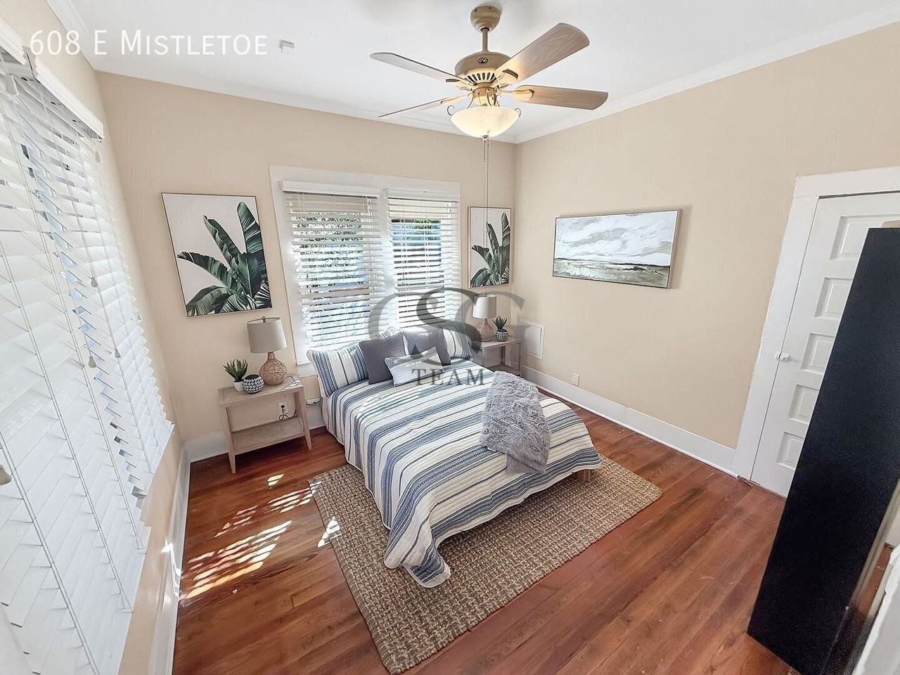 608 E Mistletoe Ave - Photo 5 of 21
