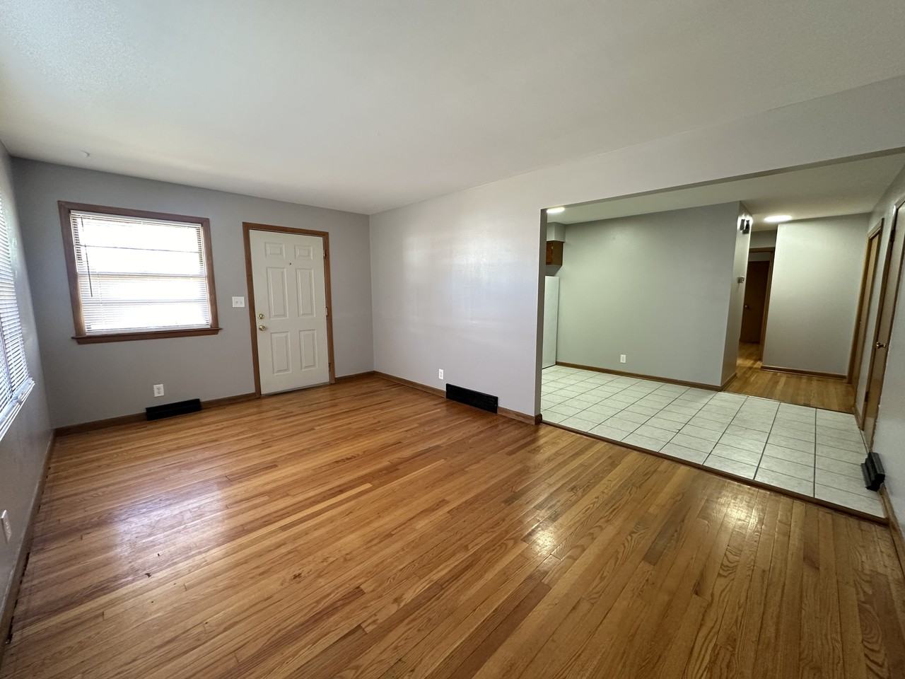 5861 Garrett Ln #3 - Photo 3 of 10