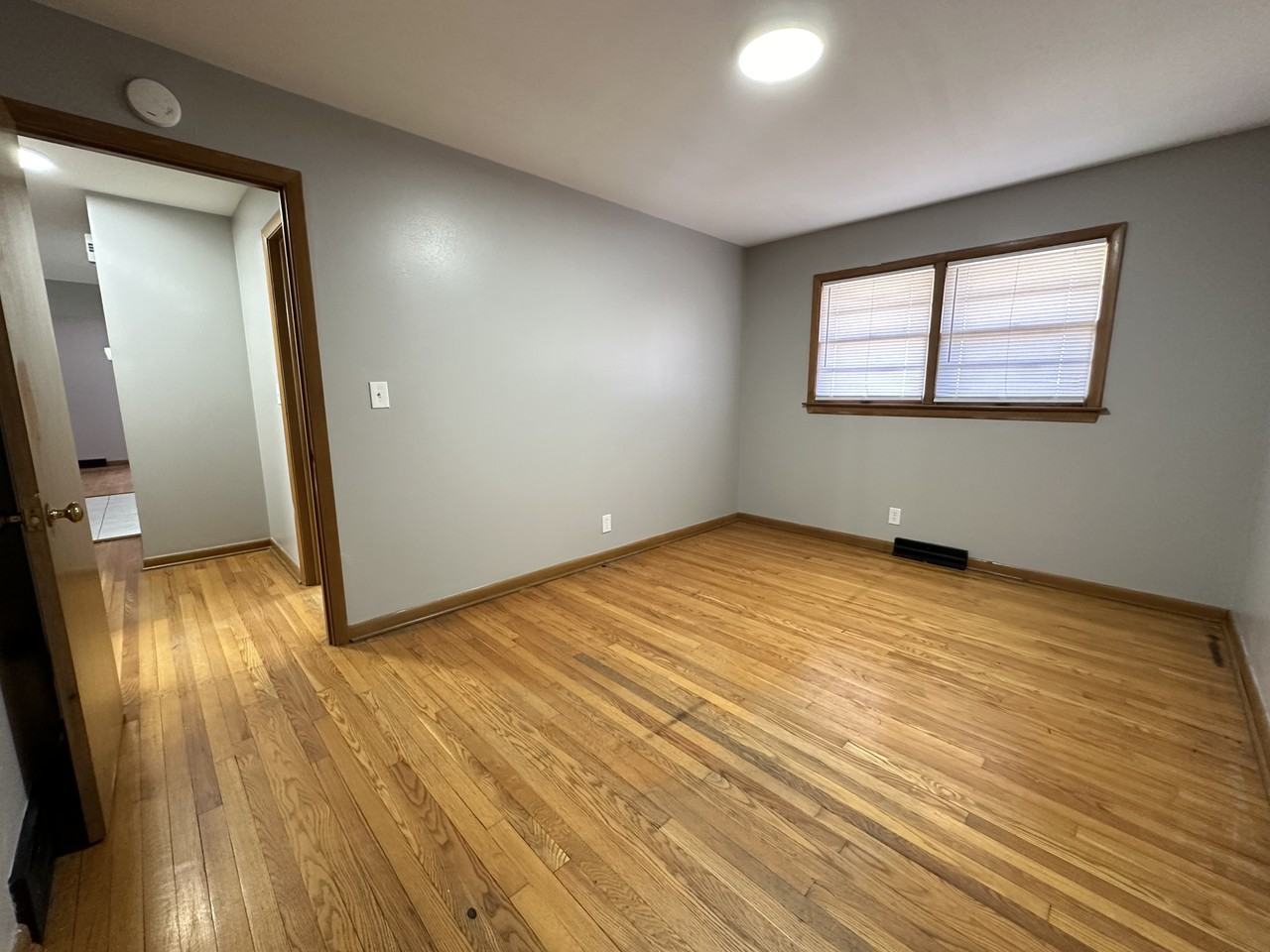 5861 Garrett Ln #3 - Photo 6 of 10