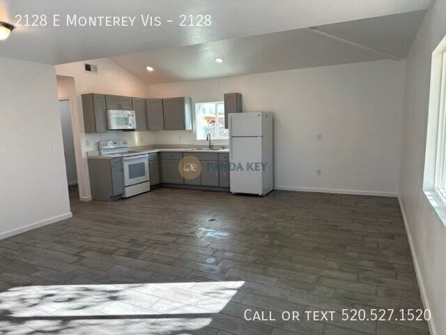 2128 E Monterey Vis #2128 - Photo 3 of 19