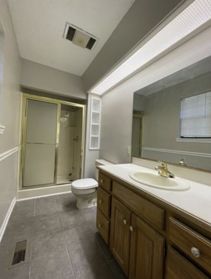 1918 Doris Dr - Photo 5 of 10
